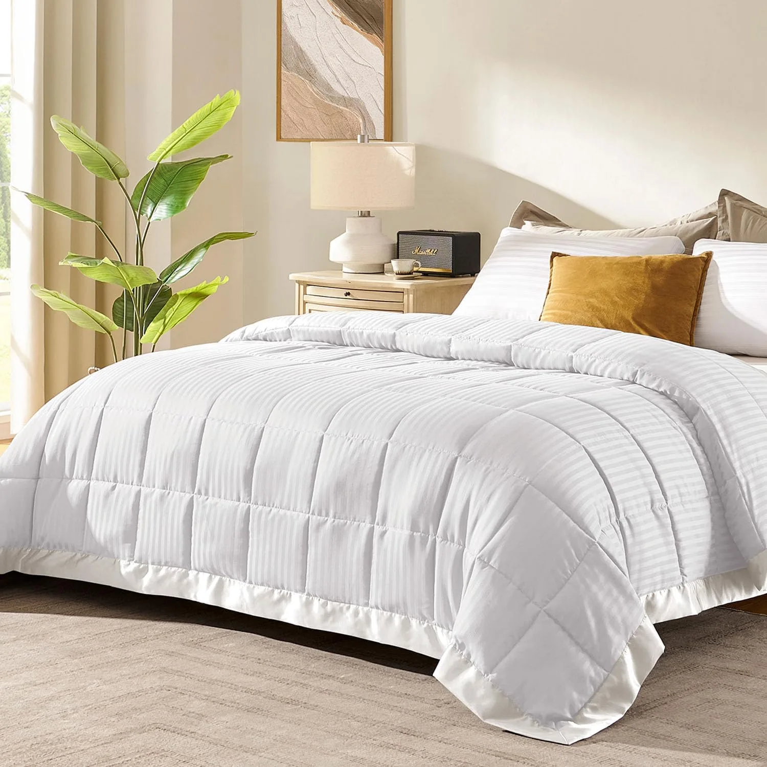 downluxe King Size Blanket with Satin Trim