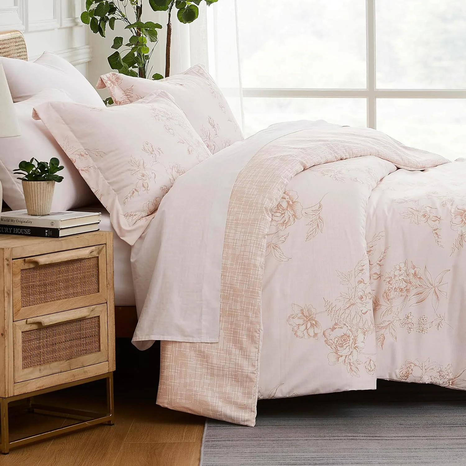 Southshore Fine Living, Inc. Cal King Lightweight Comforter Set with 2 Shams, Reversible Bedding
